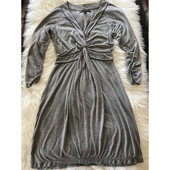Bcbgmaxazria Dress Size Small Gray Knit Midi Long Sleeve Piping Trim Front Twist - Picture 3 of 11